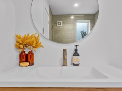 37A Parr Terrace, Castor Bay