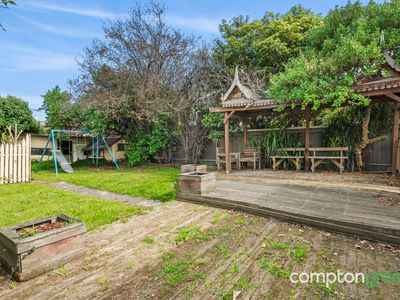 8 Logan Street, Hamlyn Heights