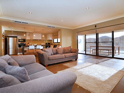17 Vestia Walk, Stirling