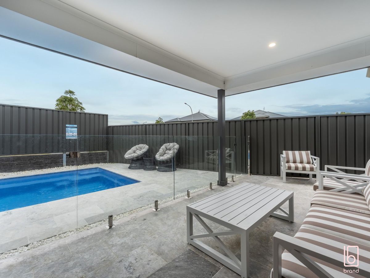 2 Wilga Road, Hamlyn Terrace