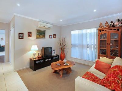 5 Fantail Crescent, Cooroy