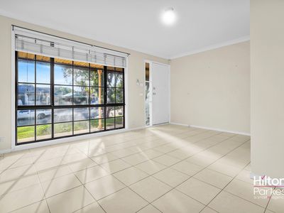 6 Warrina Place, Glendenning
