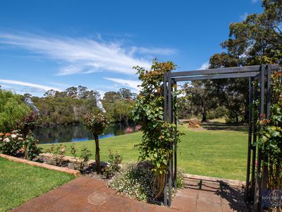 180 Woodward Heights, Hay