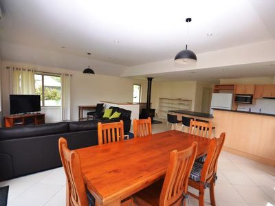 2 Marum Court , Tawonga South