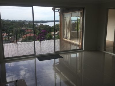 1 / 99 Lake Heights Road, Lake Heights