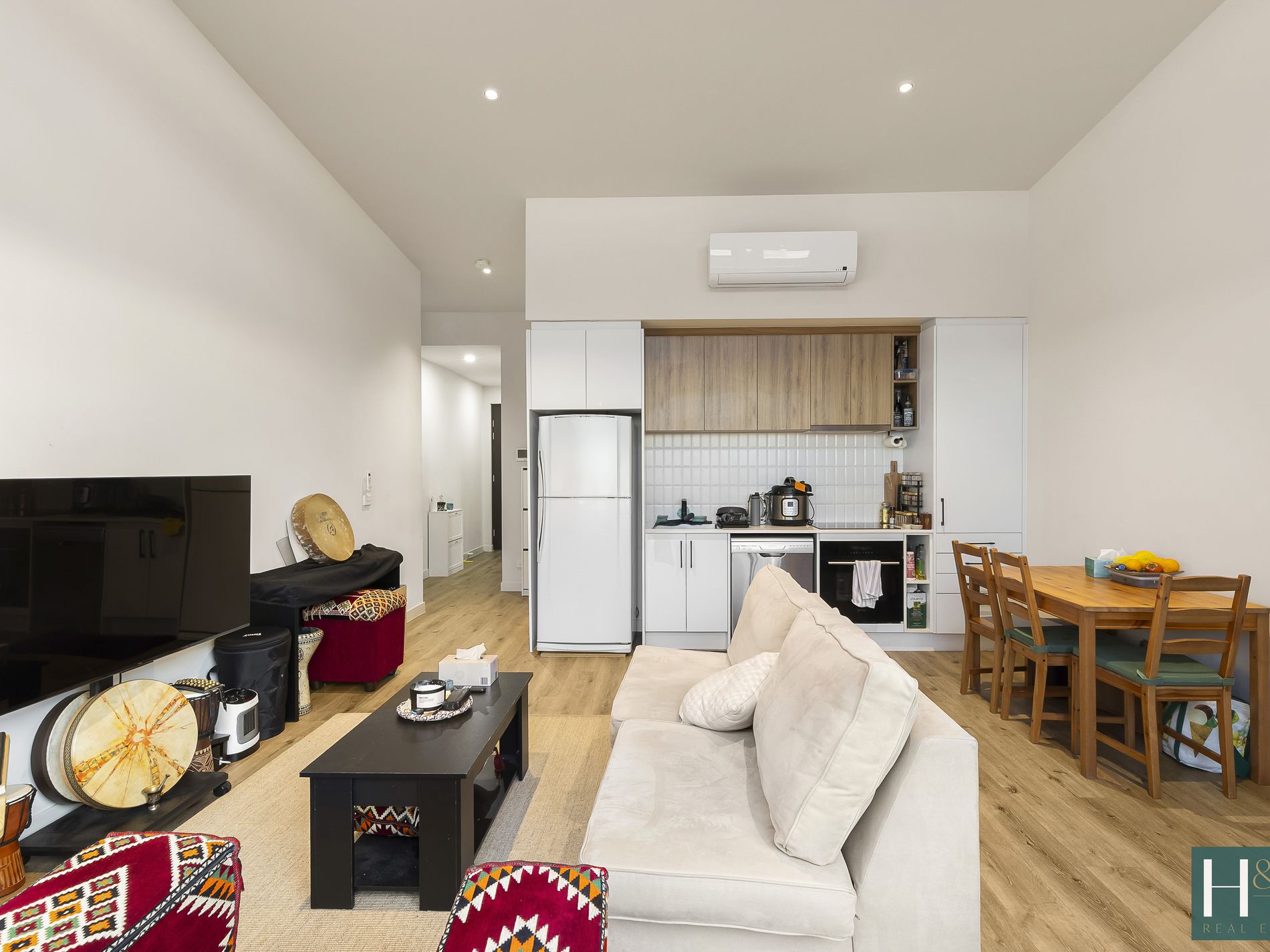 301 / 337 Bell Street, Pascoe Vale South