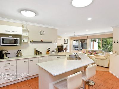 15 Glasshouse Cres, Forest Lake
