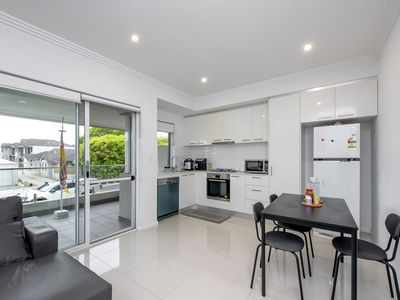 8/90 Albert Street, Osborne Park