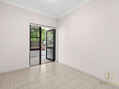 3 / 211a Wigram Road, Glebe