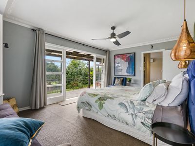 6 Helga Crescent, Te Atatu Peninsula