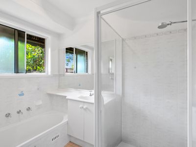 2 Pine Court, Blue Haven
