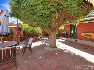12 Farrar Avenue, Horsham