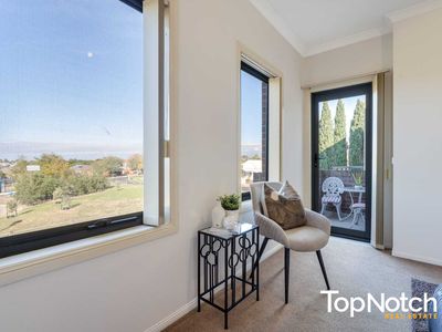 70 Hamilton Hume Parade, Craigieburn