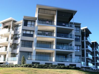 A2 / 9 Moores Crescent, Varsity Lakes