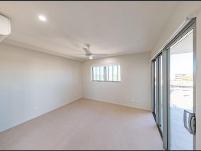 1532 / 1-5 Cremin Street, Upper Mount Gravatt