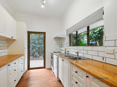 3 / 271 Esplanade, Cairns North