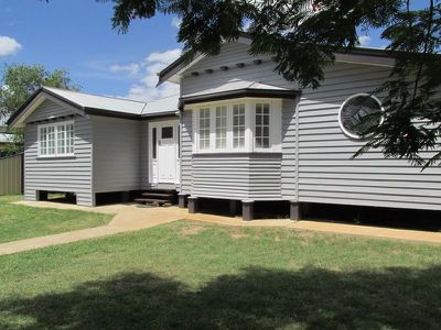 140 Emu street, Longreach