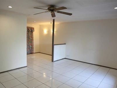 6 Belmore Drive, Rochedale South