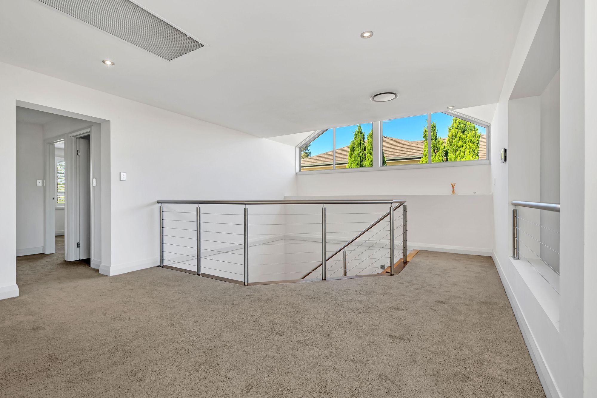 2 Millhouse Place, Bella Vista