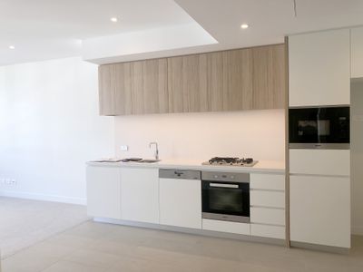 607 / 1 Cullen Close, Forest Lodge