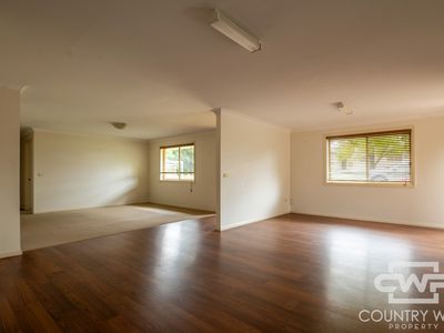 8B Urandangie Street, Guyra