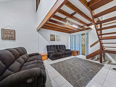 3 / 4 Border Drive, Cannonvale