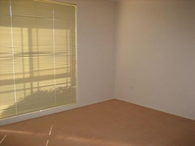 33 Corunna Cres, Flinders