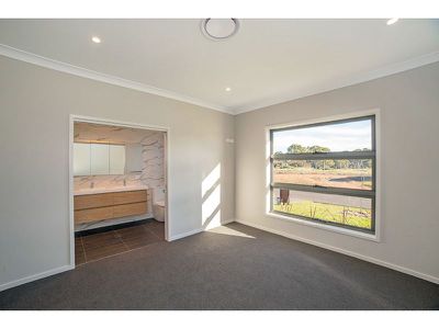 2 Avalon Place, Dubbo