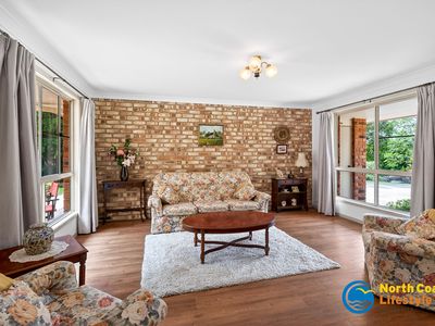 8 Binya Place, Ocean Shores