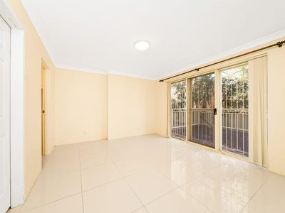 4 / 12-14 Dellwood Street , Bankstown