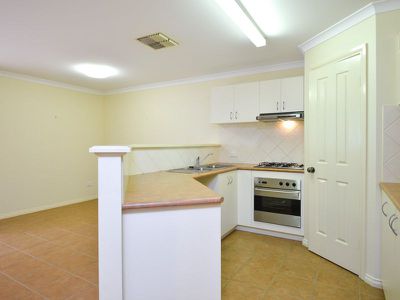 17 / 10 Great Eastern Highway, Somerville