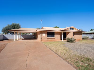 4 Bracklemann Drive, Boulder