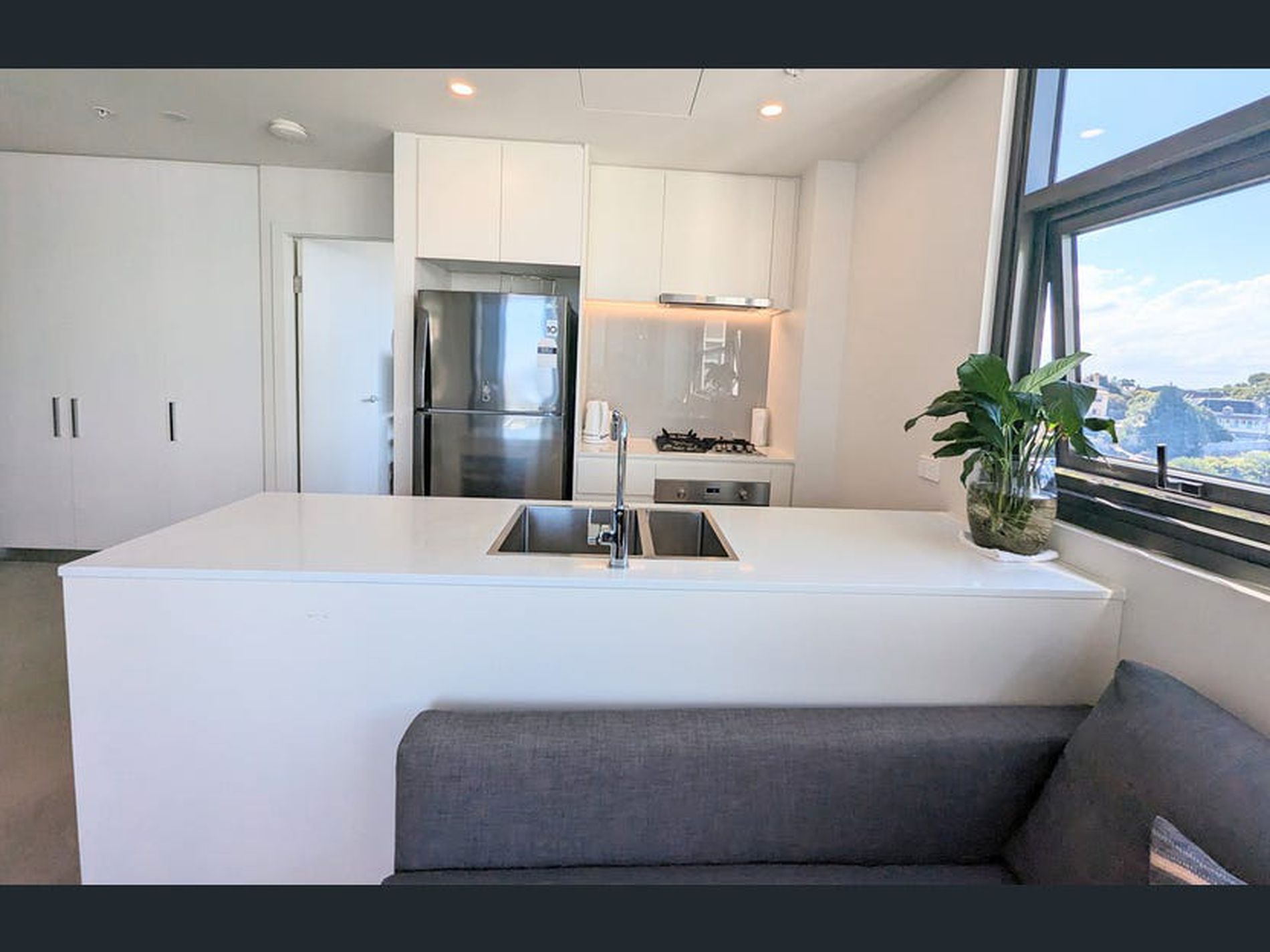 302 / 213 Princes Highway, Arncliffe