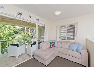 3 / 120 Carmody Road, St Lucia