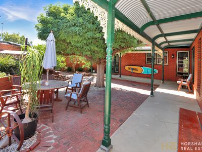 12 Farrar Avenue, Horsham
