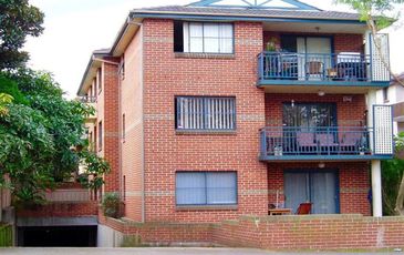 1 / 18 Roma Ave, Kensington