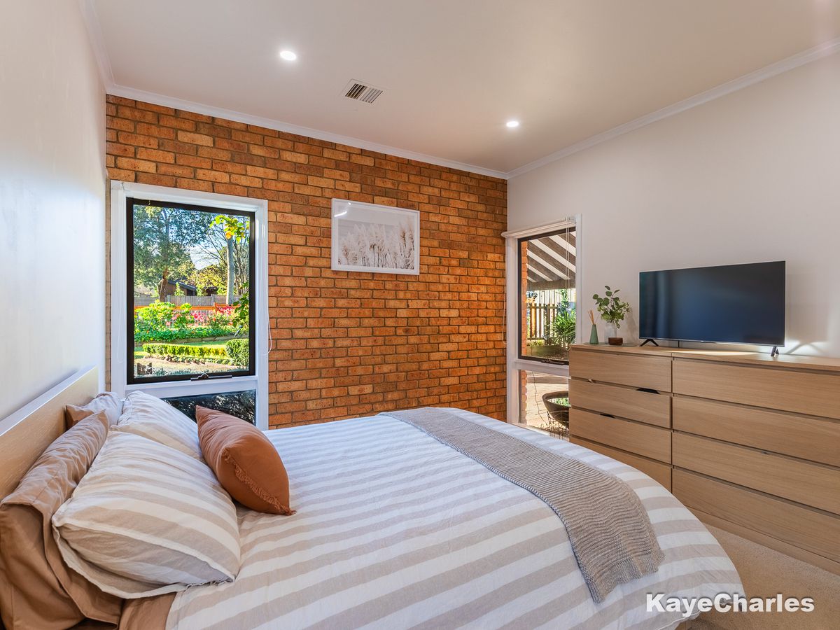 2 Young Street, Beaconsfield Upper