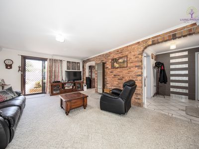 4 Batman Street, Altona Meadows