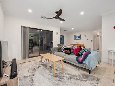 25 Leroy Way, Piara Waters