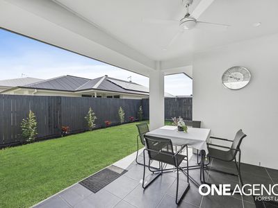 6 Tanzanite Street, Pallara