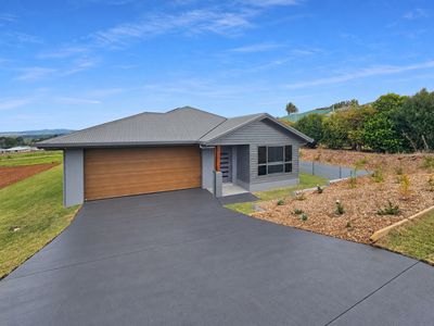23 Countryview Drive, Atherton