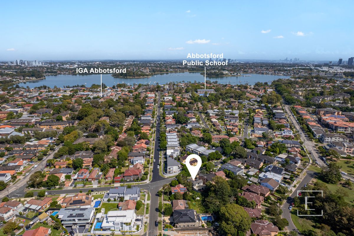 4 Tyler Crescent, Abbotsford