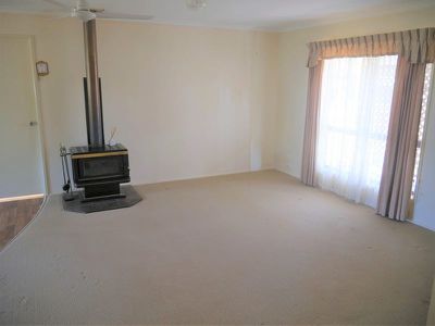 6 Lister Court, Kingaroy