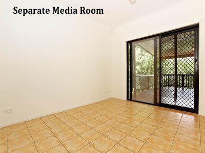 7 'Ridgeview Estate' Cupania Court, Tweed Heads West