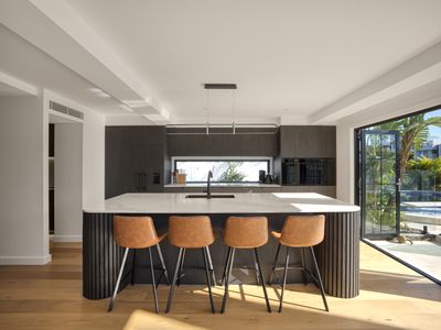 24 Gibraltar Drive, Isle Of Capri