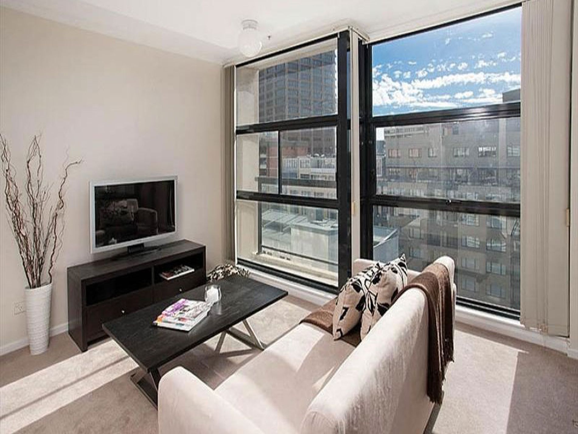 1306 / 174 Goulburn Street, Surry Hills