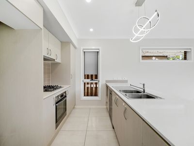 49 Summerland Crescent, Colebee