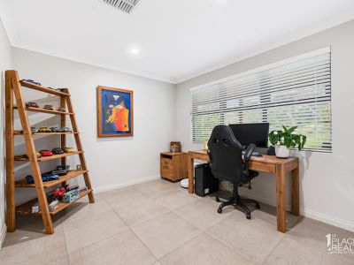 31 Jinatong Loop, Dawesville