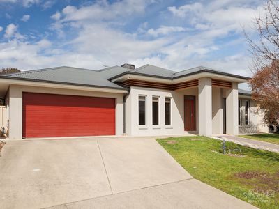 5 WEATHERS PLACE, Wodonga