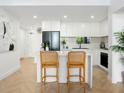 1 / 27 Bennelong Parkway, Wentworth Point